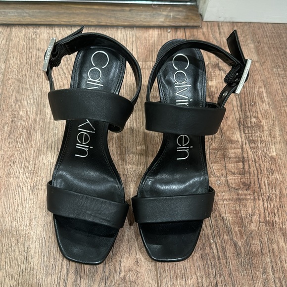 Calvin Klein black leather strappy platform heels - size 8.5 - Picture 2 of 5